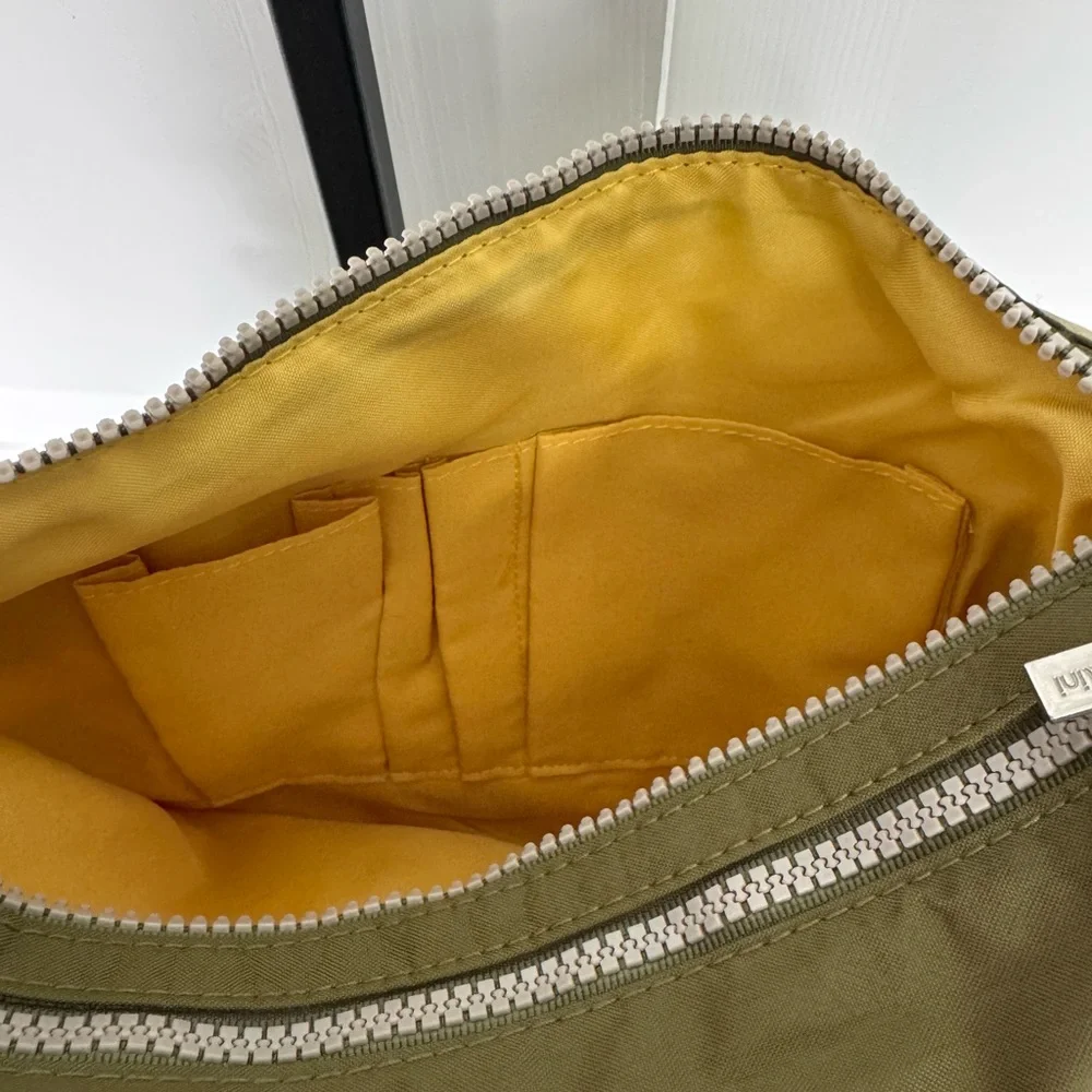 Baggallini 2-Zip Adjustable Crossbody‎ Bag Green/Orange 11” x 9.5” x 1” EXC COND